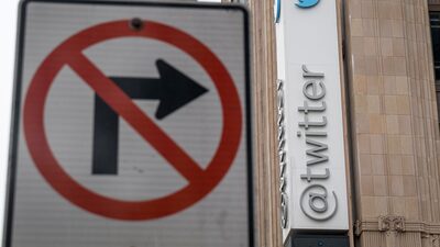 Elon Musk Drives Away Advertisers Who Spend US$2 Billion on Twitter Elon Musk Drives Away Advertisers Who Spend US$2 Billion on Twitter