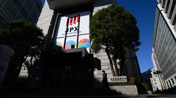 Las acciones japonesas avanzan y los futuros estadounidenses caen Las acciones japonesas avanzan y los futuros estadounidenses caen