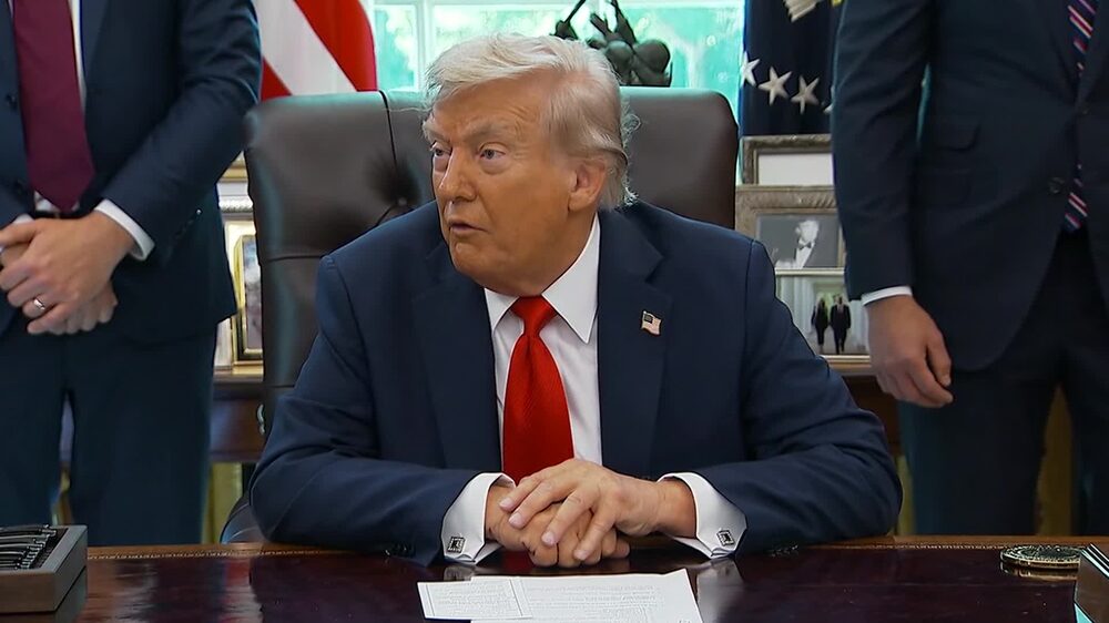 El presidente Donald Trump habla de su orden ejecutiva sobre la fianza sin efectivo. El presidente Donald Trump habla de su orden ejecutiva sobre la fianza sin efectivo.