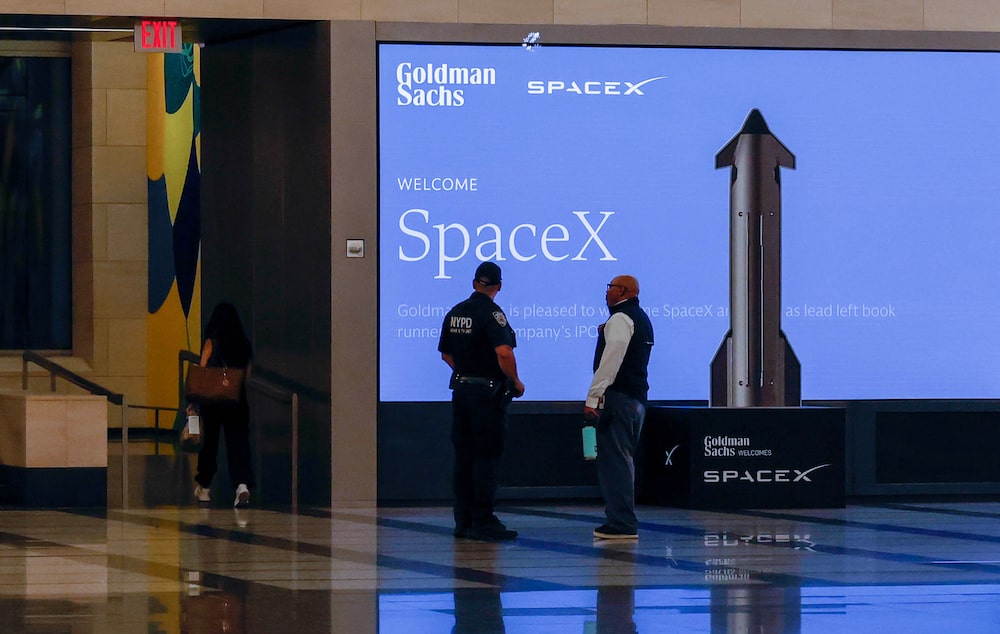 Letrero de SpaceX en el vestíbulo de la sede de Goldman Sachs en Nueva York, EE.UU., el miércoles 3 de junio de 2026 Letrero de SpaceX en el vestíbulo de la sede de Goldman Sachs en Nueva York, EE.UU., el miércoles 3 de junio de 2026