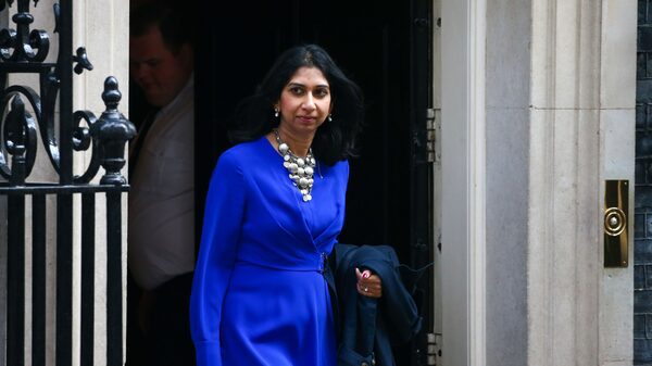 Truss despide a ministra del Interior con su gobierno en riesgo de implosión Truss despide a ministra del Interior con su gobierno en riesgo de implosión