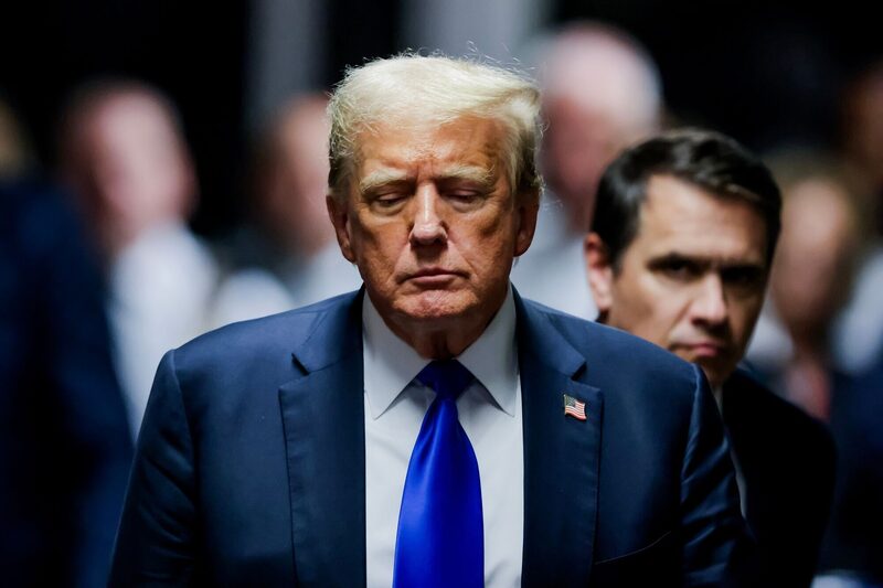 La cita precede a una audiencia de sentencia, actualmente programada para el 11 de julio, pocos días antes de que comience la Convención Nacional Republicana. La cita precede a una audiencia de sentencia, actualmente programada para el 11 de julio, pocos días antes de que comience la Convención Nacional Republicana.