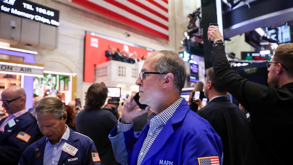 Wall Street inicia el segundo semestre con caídas mientras el mercado sigue intervención de Warsh Wall Street inicia el segundo semestre con caídas mientras el mercado sigue intervención de Warsh