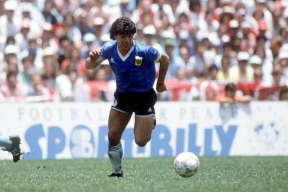 La histórica camiseta del Mundial '86 busca nuevo dueño La histórica camiseta del Mundial '86 busca nuevo dueño