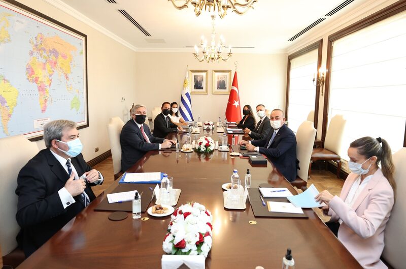 El canciller Francisco Bustillo realizó durante 2021 una misión oficial a Turquía. Foto: Prensa Ministerio de Relaciones Exteriores de Uruguay. El canciller Francisco Bustillo realizó durante 2021 una misión oficial a Turquía. Foto: Prensa Ministerio de Relaciones Exteriores de Uruguay.