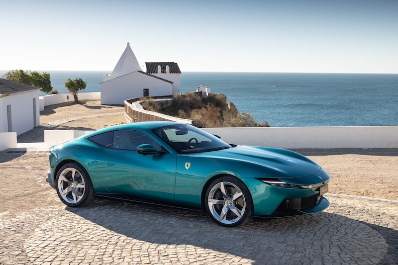 Esportivo V8 de alto desempenho, o Amalfi é uma das principais apostas da Ferrari antes da chegada de seu primeiro elétrico, em 2026. Esportivo V8 de alto desempenho, o Amalfi é uma das principais apostas da Ferrari antes da chegada de seu primeiro elétrico, em 2026.