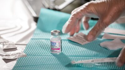 FDA autoriza refuerzos ómicron para niños menores de 6 años FDA autoriza refuerzos ómicron para niños menores de 6 años