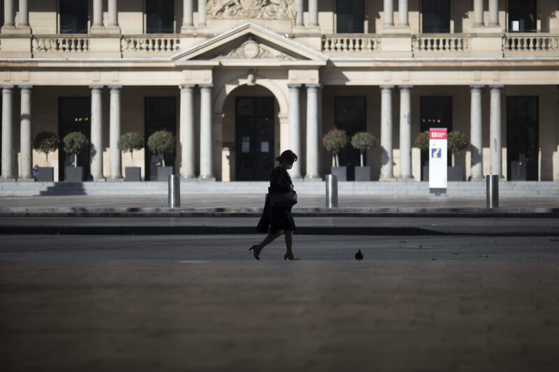 Calle casi desierta en Sidney, Australia, durante la pandemia. Fotógrafo: Brent Lewin/Bloomberg Calle casi desierta en Sidney, Australia, durante la pandemia. Fotógrafo: Brent Lewin/Bloomberg