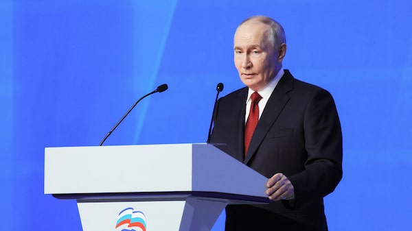 Rusia está dispuesta a seguir debatiendo con EE.UU. sobre Ucrania, afirma Putin Rusia está dispuesta a seguir debatiendo con EE.UU. sobre Ucrania, afirma Putin