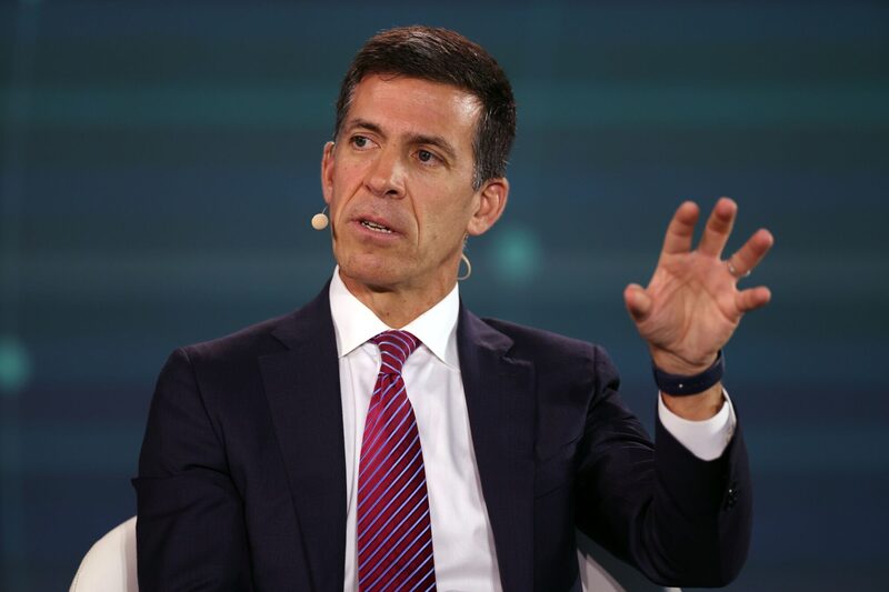 O S&P 500 caiu mais de 3% este mês, em curso para seu pior mês desde março, enquanto a volatilidade aumentou. O S&P 500 caiu mais de 3% este mês, em curso para seu pior mês desde março, enquanto a volatilidade aumentou.