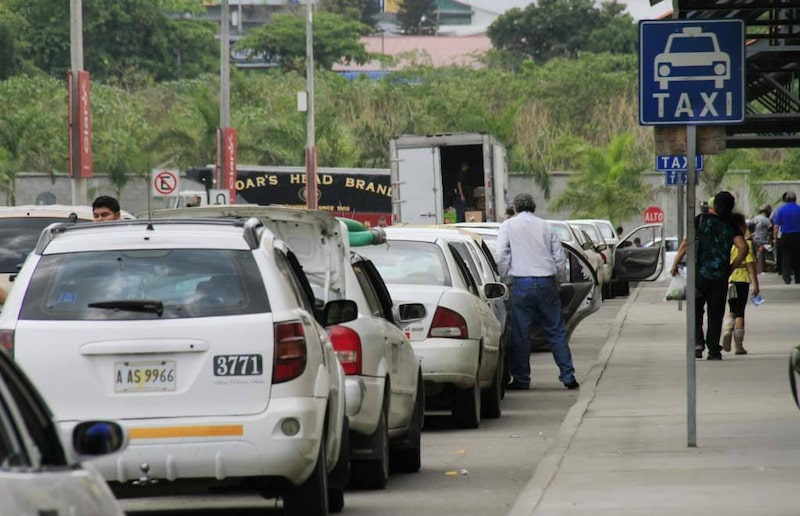 El proyecto del BCIE pretende transformar 50.000 taxis a híbridos o eléctricos. El proyecto del BCIE pretende transformar 50.000 taxis a híbridos o eléctricos.