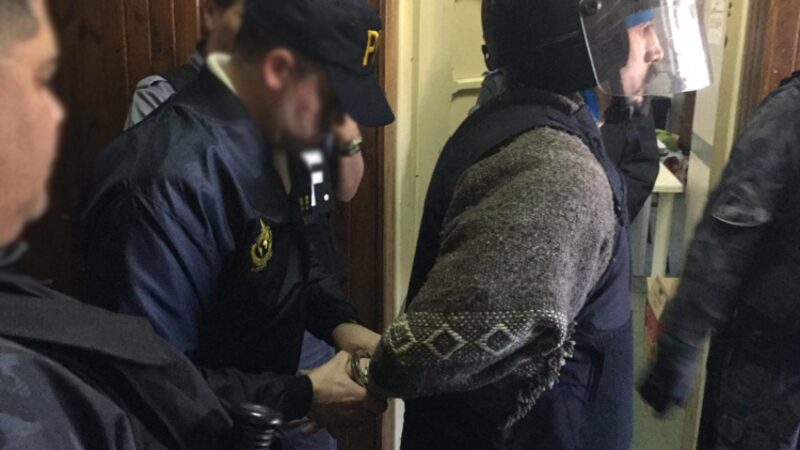 El líder de Resistencia Ancestral Mapuche (RAM), organización mapuche. Imagen del momento de su extradición en 2018. El líder de Resistencia Ancestral Mapuche (RAM), organización mapuche. Imagen del momento de su extradición en 2018.