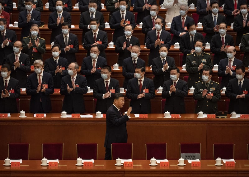 Xi Jinping no Congresso Nacional do Partido Comunista da China em 16 de outubro Xi Jinping no Congresso Nacional do Partido Comunista da China em 16 de outubro