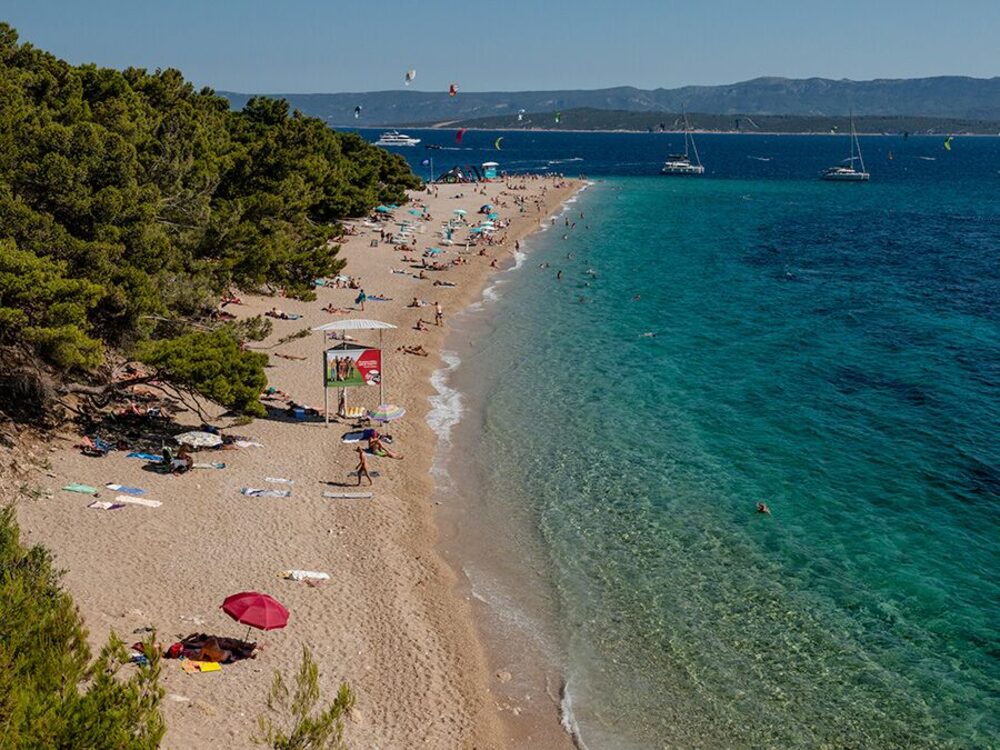 Playa de Zlatni Rat en Croacia. Fotógrafa: Elisabetta Zavoli/Getty Images Playa de Zlatni Rat en Croacia. Fotógrafa: Elisabetta Zavoli/Getty Images