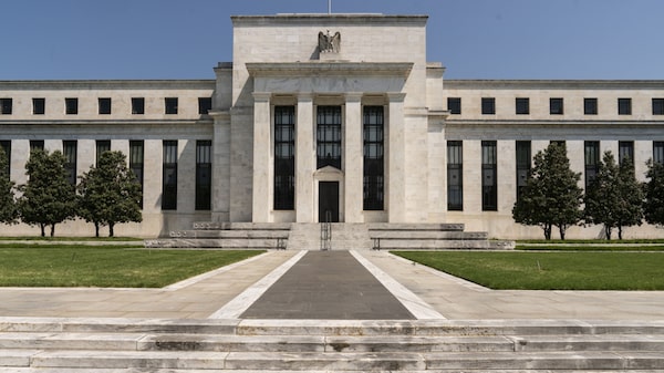 Sectores de Wall Street ven posible un alza de 100 puntos básicos en tasa de la Fed Sectores de Wall Street ven posible un alza de 100 puntos básicos en tasa de la Fed