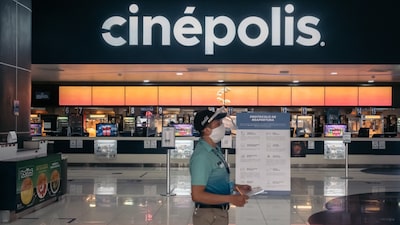 Cinépolis obtiene préstamo por US$380 millones del IFC y bancos en México Cinépolis obtiene préstamo por US$380 millones del IFC y bancos en México