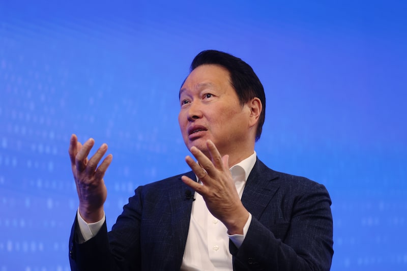 SK Hynix US IPO At The Nasdaq MarketSite SK Hynix US IPO At The Nasdaq MarketSite