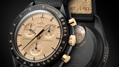 Omega x Swatch lanza un reloj con oro para celebrar el alunizaje del Apollo 11 Omega x Swatch lanza un reloj con oro para celebrar el alunizaje del Apollo 11