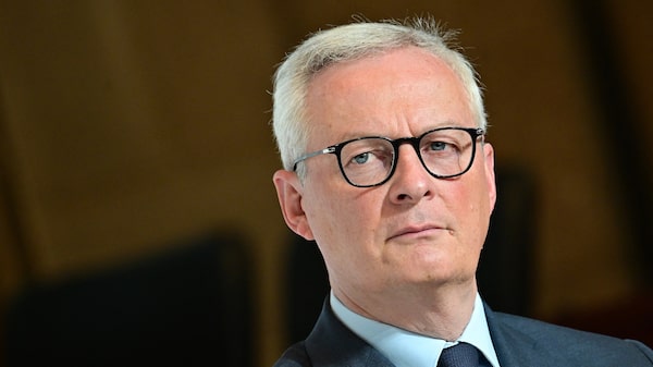 El ministro de Finanzas de Francia dice que dudaría en abordar un avión de Boeing El ministro de Finanzas de Francia dice que dudaría en abordar un avión de Boeing