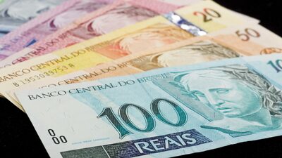 Ações brasileiras caem com o fiscal no radar de investidores Ações brasileiras caem com o fiscal no radar de investidores