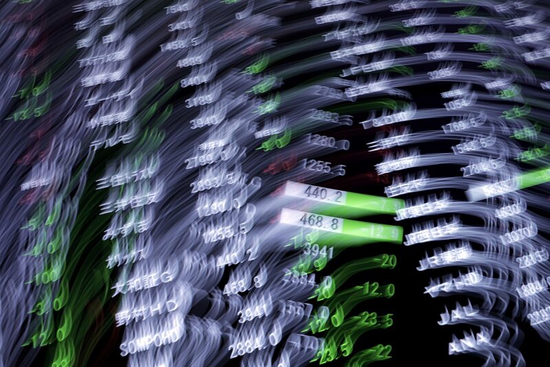 Pantalla de Bolsa de Valores de Tokio Pantalla de Bolsa de Valores de Tokio