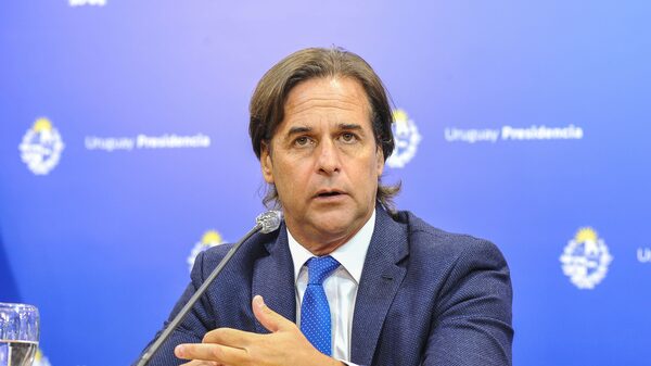 Lacalle Pou suspende viaje a Cumbre de las Américas tras dar positivo a test de covid-19 Lacalle Pou suspende viaje a Cumbre de las Américas tras dar positivo a test de covid-19