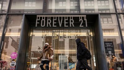 Forever 21 pede recuperação judicial de novo nos EUA com até US$ 10 bi em dívida Forever 21 pede recuperação judicial de novo nos EUA com até US$ 10 bi em dívida