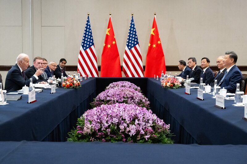 Joe Biden e Xi Jinping se reúnem no Peru (Photo by SAUL LOEB/AFP via Getty Images) Joe Biden e Xi Jinping se reúnem no Peru (Photo by SAUL LOEB/AFP via Getty Images)