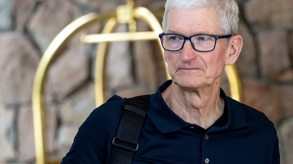 Analistas de gestora tech nos EUA defendem saída de Tim Cook como CEO da Apple Analistas de gestora tech nos EUA defendem saída de Tim Cook como CEO da Apple