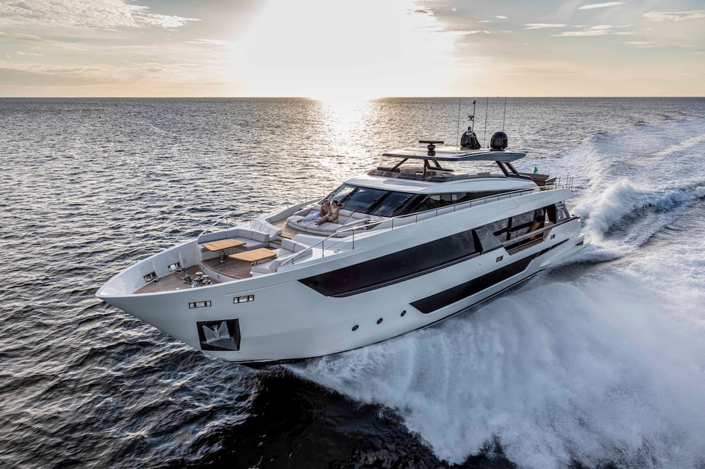 Ferretti Yachts 1000 Ferretti Yachts 1000