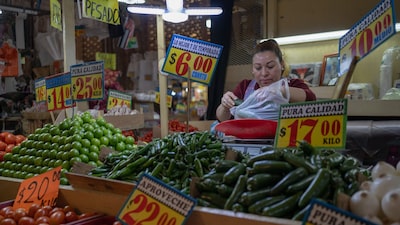 Inflación en México se desacelera en la primera quincena de diciembre, respaldando el recorte de Banxico Inflación en México se desacelera en la primera quincena de diciembre, respaldando el recorte de Banxico