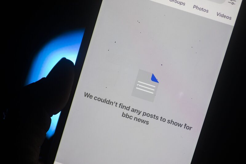 La página de Facebook Inc. para BBC News en un smartphone en Sidney, Australia, el jueves 18 de febrero de 2021. La página de Facebook Inc. para BBC News en un smartphone en Sidney, Australia, el jueves 18 de febrero de 2021.