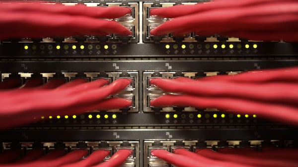 Prestamista cripto Celsius detiene retiros e impulsa el desplome del mercado Prestamista cripto Celsius detiene retiros e impulsa el desplome del mercado