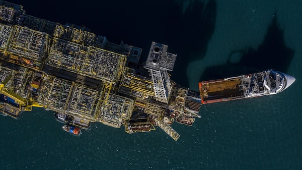 O que pode levar o petróleo a US$ 120 por barril com a escalada no Oriente Médio O que pode levar o petróleo a US$ 120 por barril com a escalada no Oriente Médio
