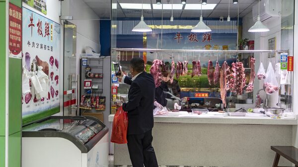 Exportações de carne dos EUA ficam em risco com vencimento de licenças da China Exportações de carne dos EUA ficam em risco com vencimento de licenças da China
