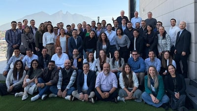 Solidez financiera y evolución digital: el presente y futuro de Banco BASE Solidez financiera y evolución digital: el presente y futuro de Banco BASE