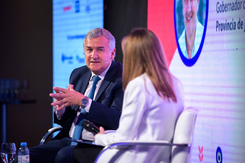 Otro de los mandatarios provinciales que también promueven una ley de hidrógeno, en el Amcham Energy Summit Otro de los mandatarios provinciales que también promueven una ley de hidrógeno, en el Amcham Energy Summit