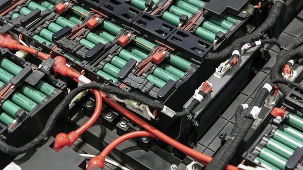 Orbia va por mercado norteamericano de baterías para eléctricos aliada con Solvay Orbia va por mercado norteamericano de baterías para eléctricos aliada con Solvay