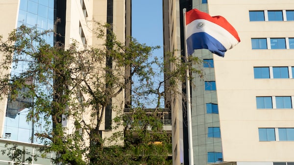 Paraguay precisa reformas complementarias a la previsional, según Fitch Ratings Paraguay precisa reformas complementarias a la previsional, según Fitch Ratings