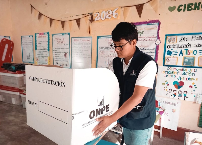 Acondicionamiento de un local de votación en Perú, el 30 de mayo de 2026. Acondicionamiento de un local de votación en Perú, el 30 de mayo de 2026.