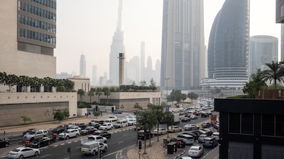 Explosões em Dubai e Abu Dhabi desafiam estabilidade de polos financeiros do Golfo Explosões em Dubai e Abu Dhabi desafiam estabilidade de polos financeiros do Golfo