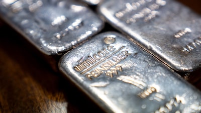 ¿Más volátil que bitcoin? Por qué UBS no ve a la plata como el refugio preferido tras la guerra en Irán ¿Más volátil que bitcoin? Por qué UBS no ve a la plata como el refugio preferido tras la guerra en Irán