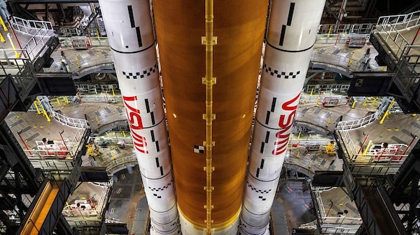 Casa Branca propõe corte de US$ 6 bilhões na Nasa e redução da área científica Casa Branca propõe corte de US$ 6 bilhões na Nasa e redução da área científica