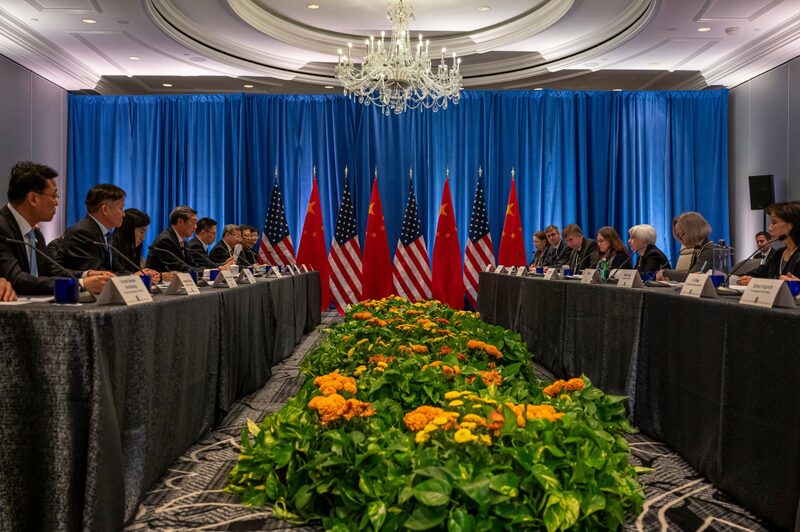 La Secretaria del Tesoro Yellen se reúne con el Viceprimer Ministro chino He Lifeng La Secretaria del Tesoro Yellen se reúne con el Viceprimer Ministro chino He Lifeng