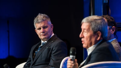 Vaca Muerta acelera inversiones con grandes proyectos de TGS, Vista y Tenaris Vaca Muerta acelera inversiones con grandes proyectos de TGS, Vista y Tenaris