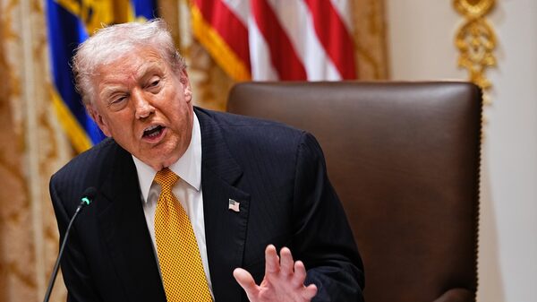 Trump da un giro y pide a republicanos de la Cámara apoyar divulgación de archivos Epstein Trump da un giro y pide a republicanos de la Cámara apoyar divulgación de archivos Epstein