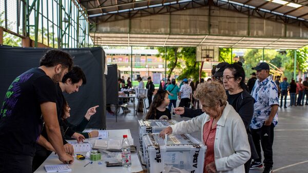 Un Congreso dividido desafía al próximo presidente de Chile y sus reformas clave Un Congreso dividido desafía al próximo presidente de Chile y sus reformas clave