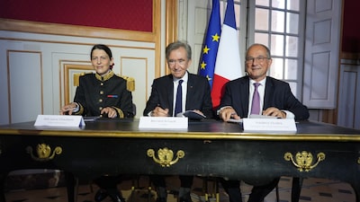 Bernard Arnault faz doação recorde para universidade francesa e reforça aposta em IA Bernard Arnault faz doação recorde para universidade francesa e reforça aposta em IA