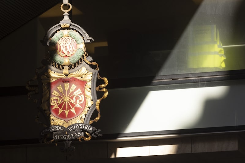 Brasão da família Rothschild Brasão da família Rothschild