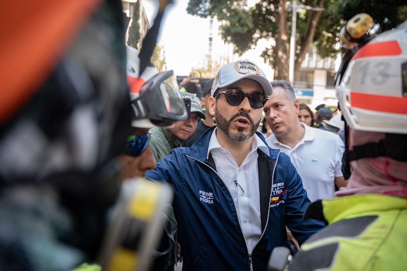 Abelardo de la Espriella, Colombia's president, arrives at Plaza de Bolivar following an earthquake in Pereira, Colombia, on Tuesday, Aug. 11, 2026. A second day of search and rescue efforts is underway after a massive earthquake struck western Colombia as the countrys new president faces a tough and early test of his abilities to handle a crisis. Photographer: Nathalia Angarita/Bloomberg Abelardo de la Espriella, Colombia's president, arrives at Plaza de Bolivar following an earthquake in Pereira, Colombia, on Tuesday, Aug. 11, 2026. A second day of search and rescue efforts is underway after a massive earthquake struck western Colombia as the countrys new president faces a tough and early test of his abilities to handle a crisis. Photographer: Nathalia Angarita/Bloomberg